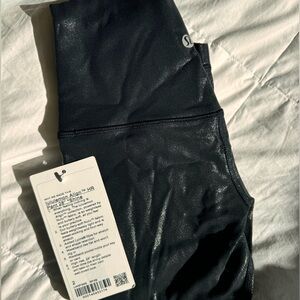 Set - Lululemon Shine set - align pant NEW W TAG, and matching sports bra